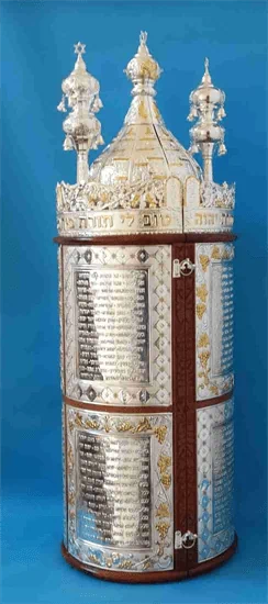 חריטות שמות ציפוי כסף M10